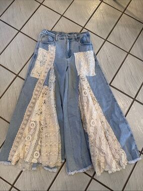 Oli HaliDenim Jeans with Cream Lace Panels